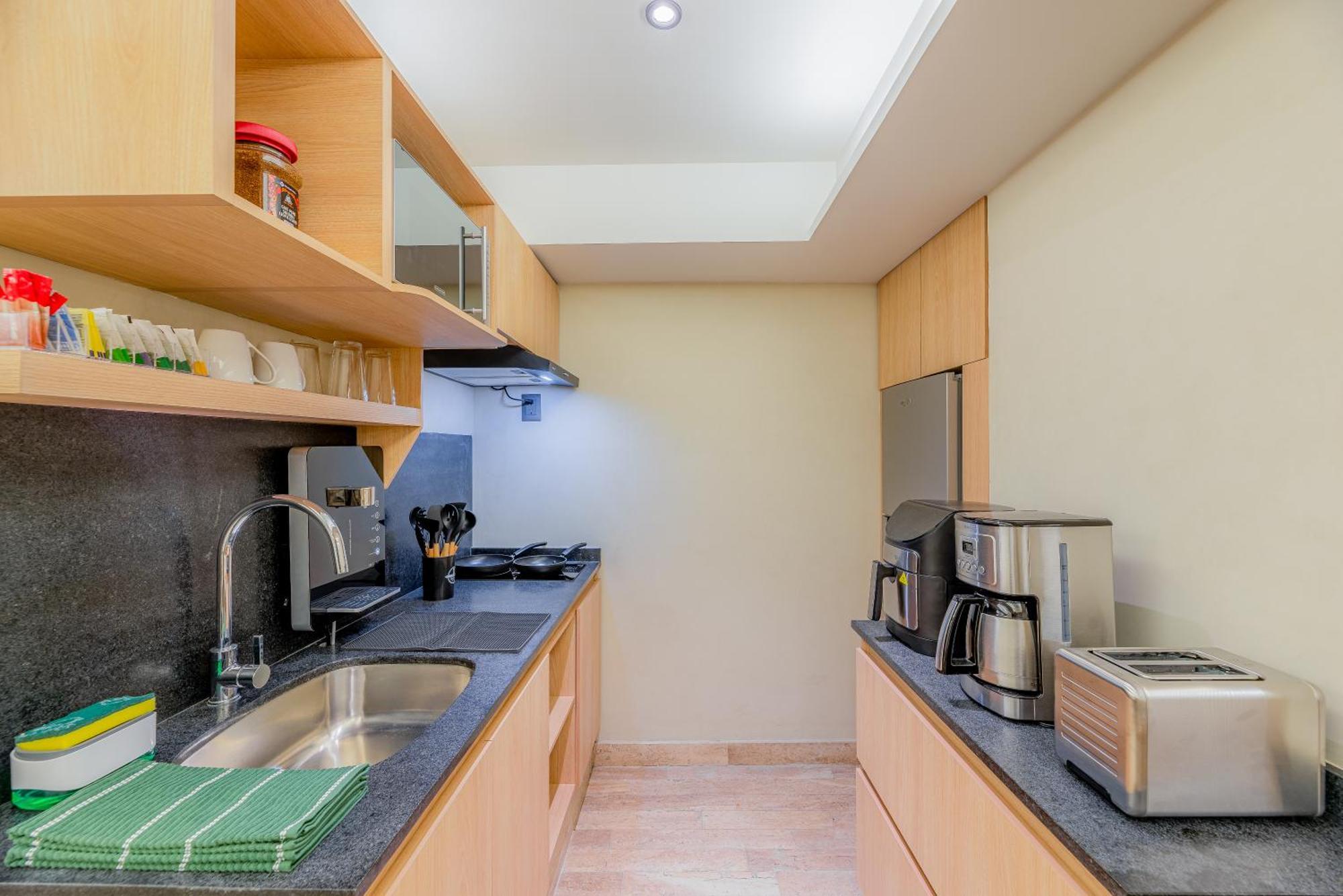 Capitalia - Luxury Apartments - Homero Mexico City Exterior photo